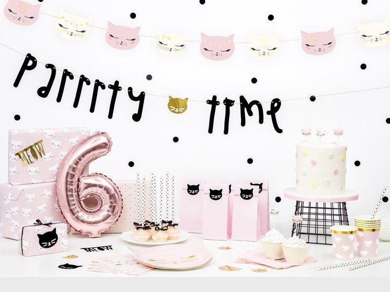Парти Сламки в Черно на Бели Точки - Party Design