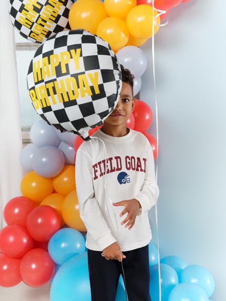 Фолиев Балон в Черно и Бяло с Надпис "Happy Birthday"