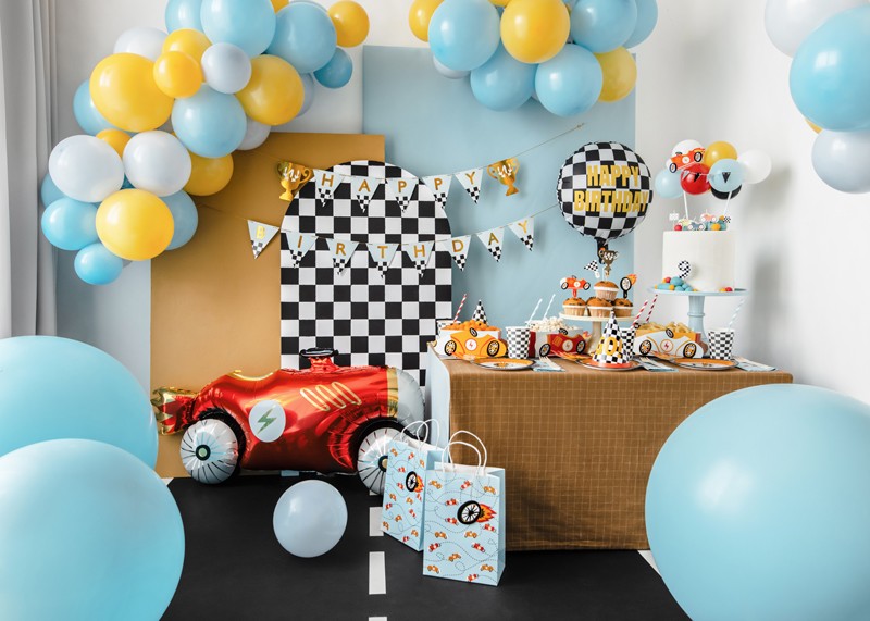 Фолиев Балон в Черно и Бяло с Надпис "Happy Birthday"
