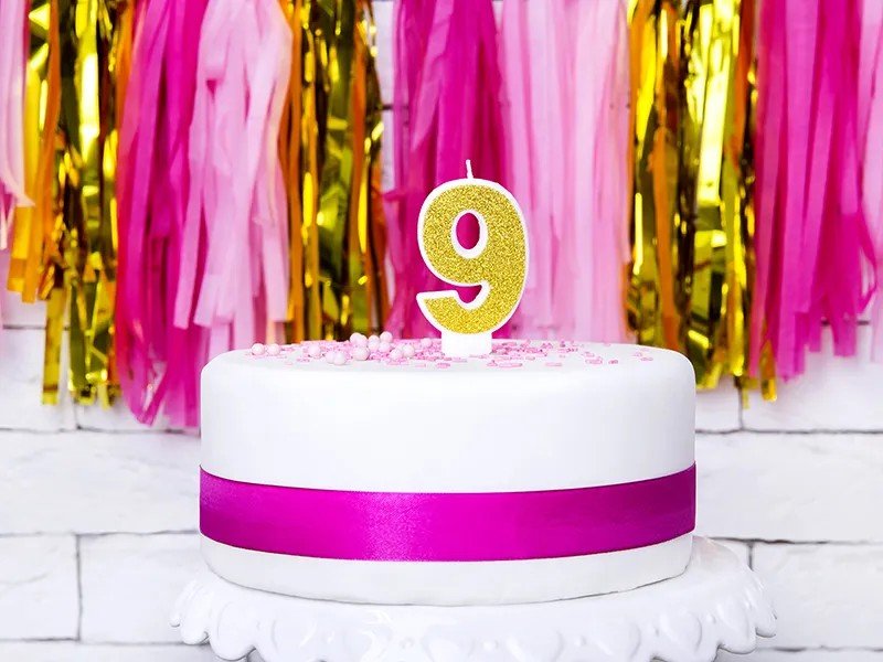Свещичка за Рожден Ден в Златно - Party Design