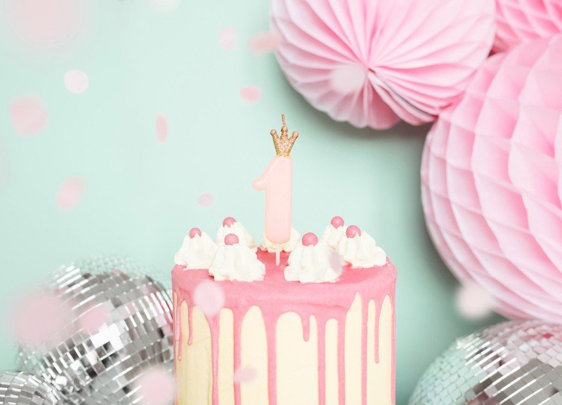 Свещичка за Рожден Ден с Коронка в Бледо Розово - Party Design