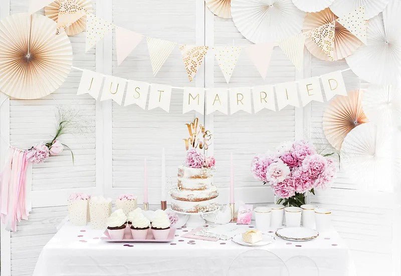 Банер "Just Married" - Бяло със Златен Напис - Party Design