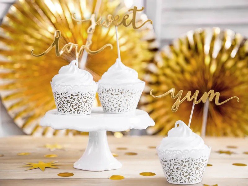 Кошници за Кексчета – Бели, с Ажурна Декорация - Party Design