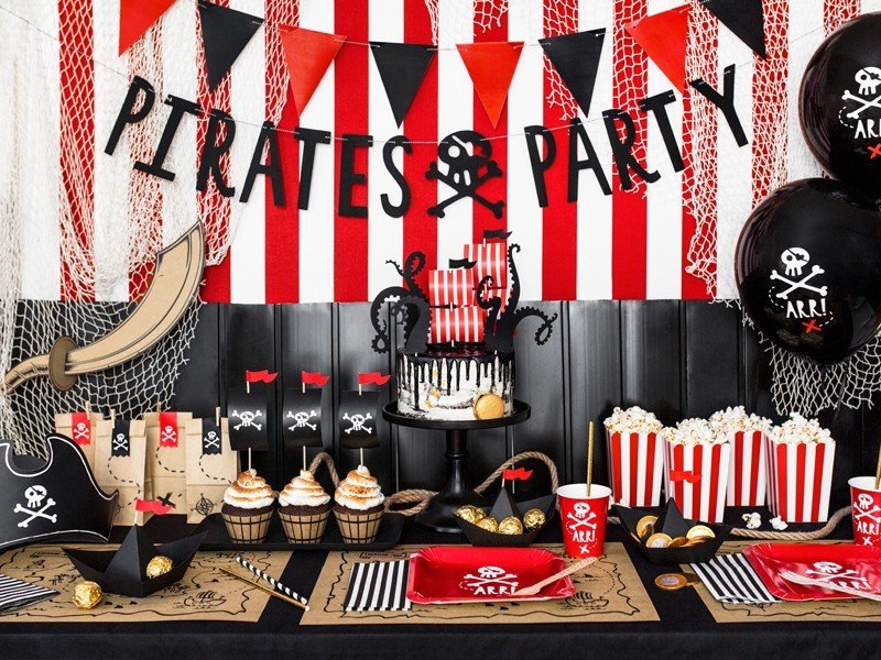 Кутии за Пуканки в Бяло и Червено - (1 пакет / 6 бр.) - Party Design
