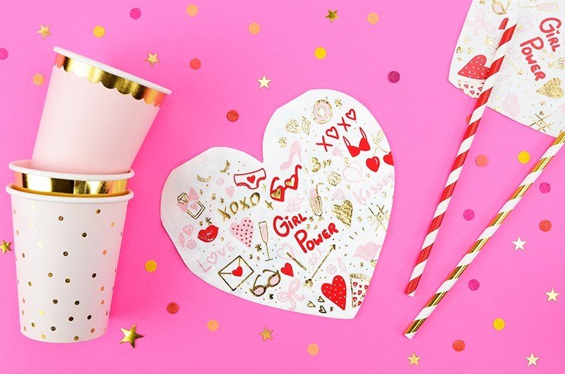 Салфетки Сърце, Комбинация от Цветове 16х15см - (1 пакет / 20 бр.) - Party Design