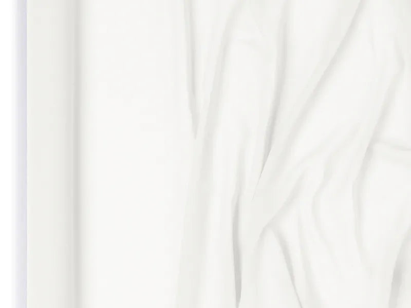 Шифонен тишлайфер в цвят off-white 48 см x 5 м за елегантна декорация на празнична маса.