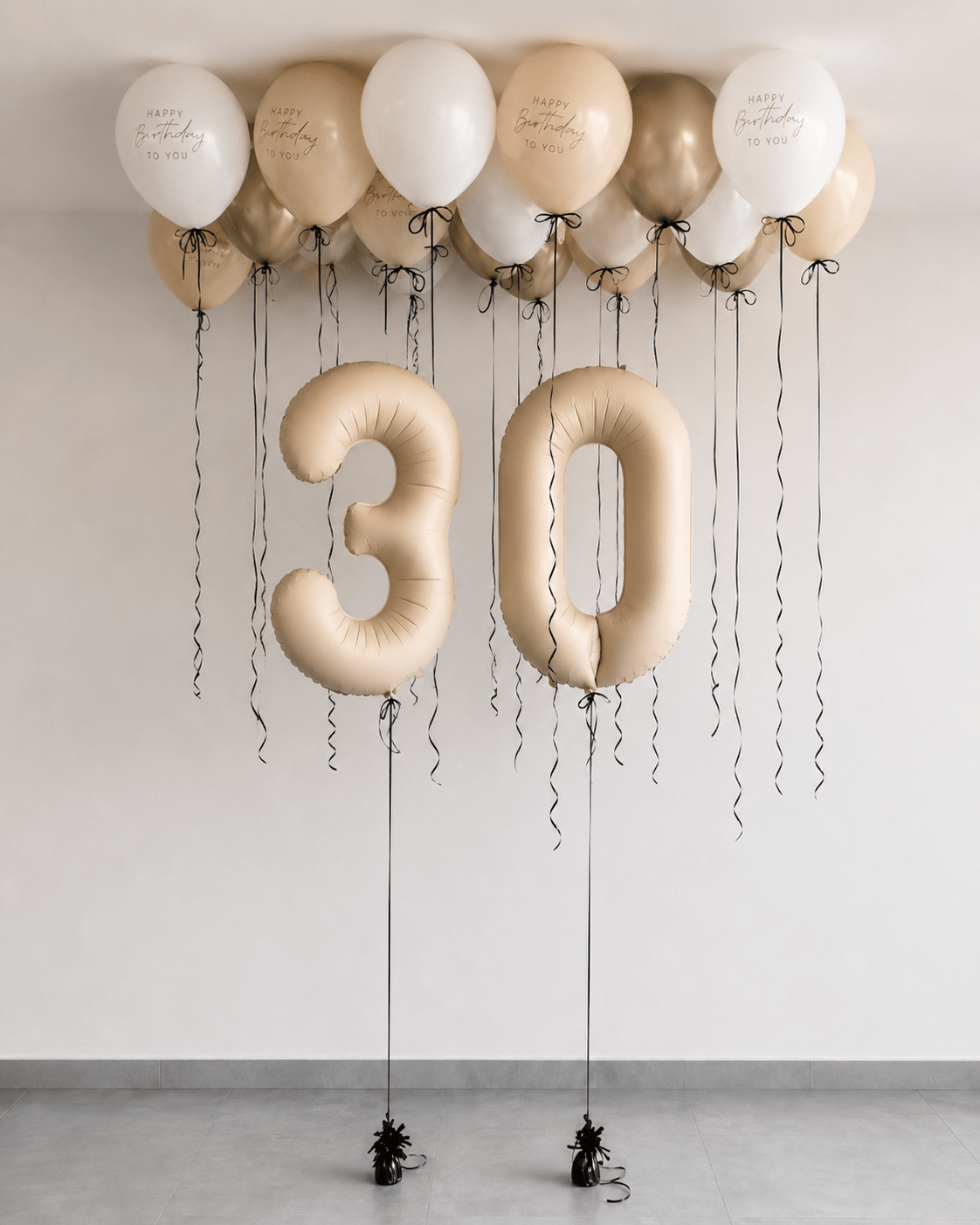 Комплект балони в бежово с цифри и латексови балони на тавана - Party Design
