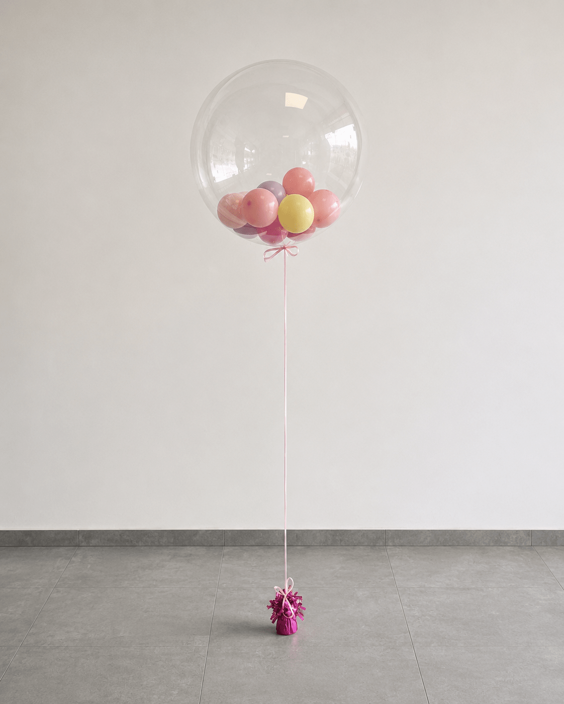 Прозрачен bubble балон 60 см с пастелни мини балони - Party Design